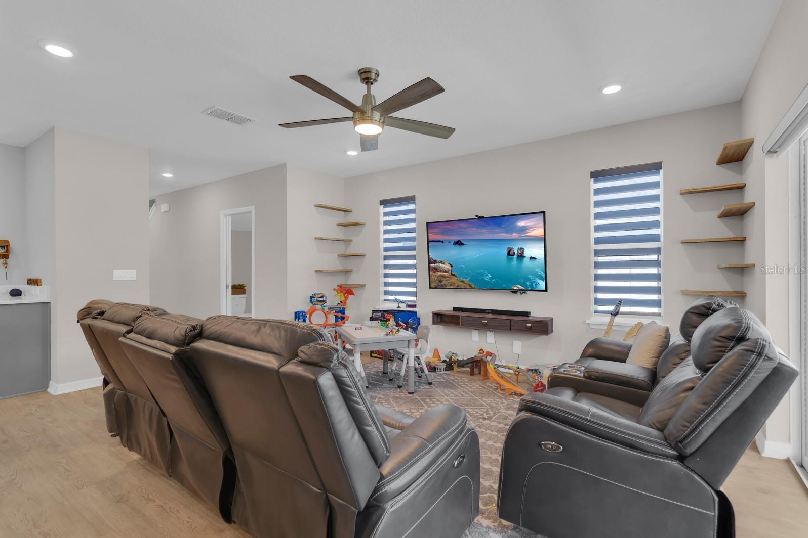 5533 Vigo Loop Property Photo 14