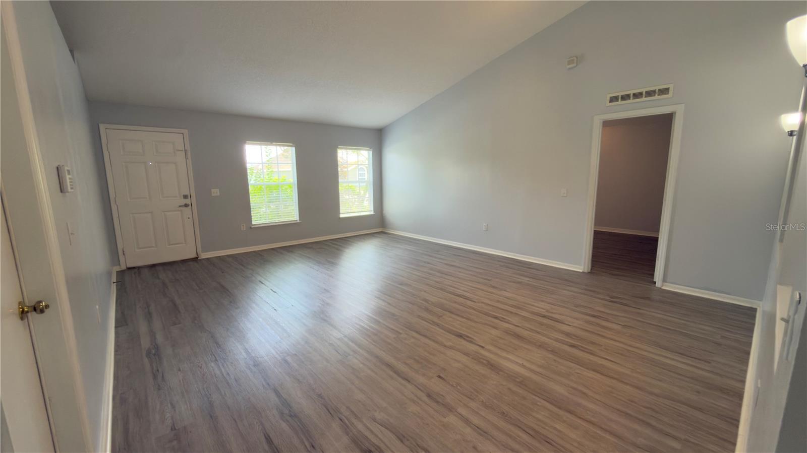 4020 Sunny Day Way Property Photo 8