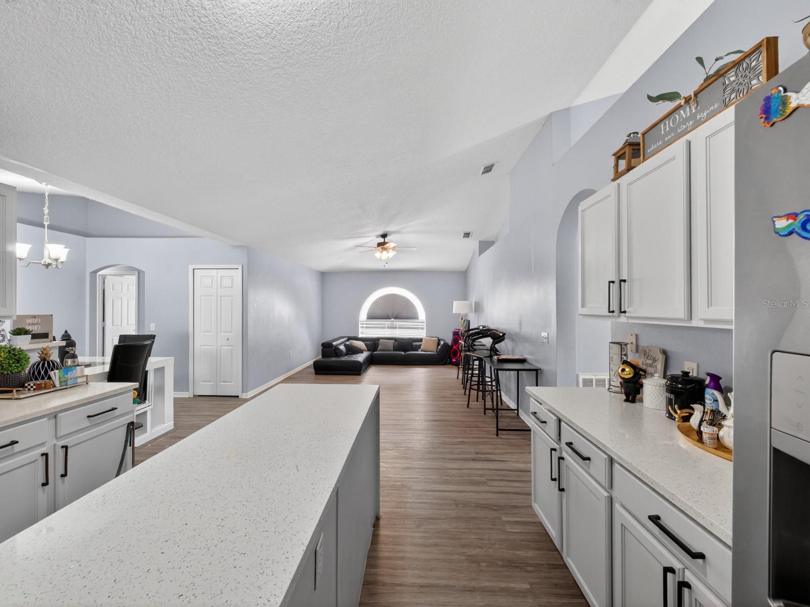 4020 Sunny Day Way Property Photo 10