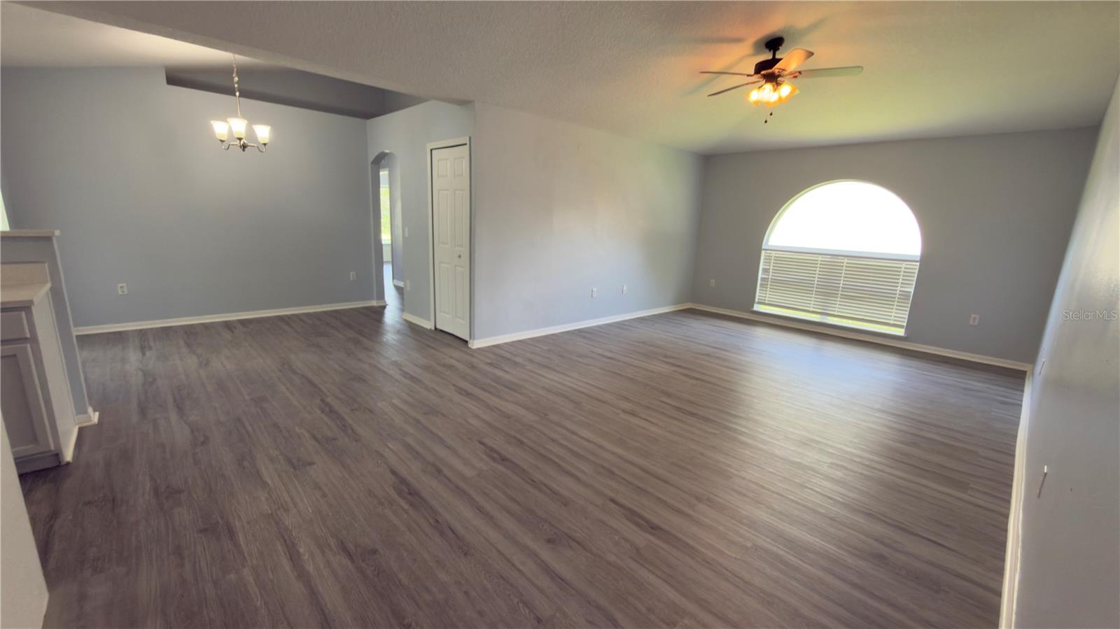 4020 Sunny Day Way Property Photo 14