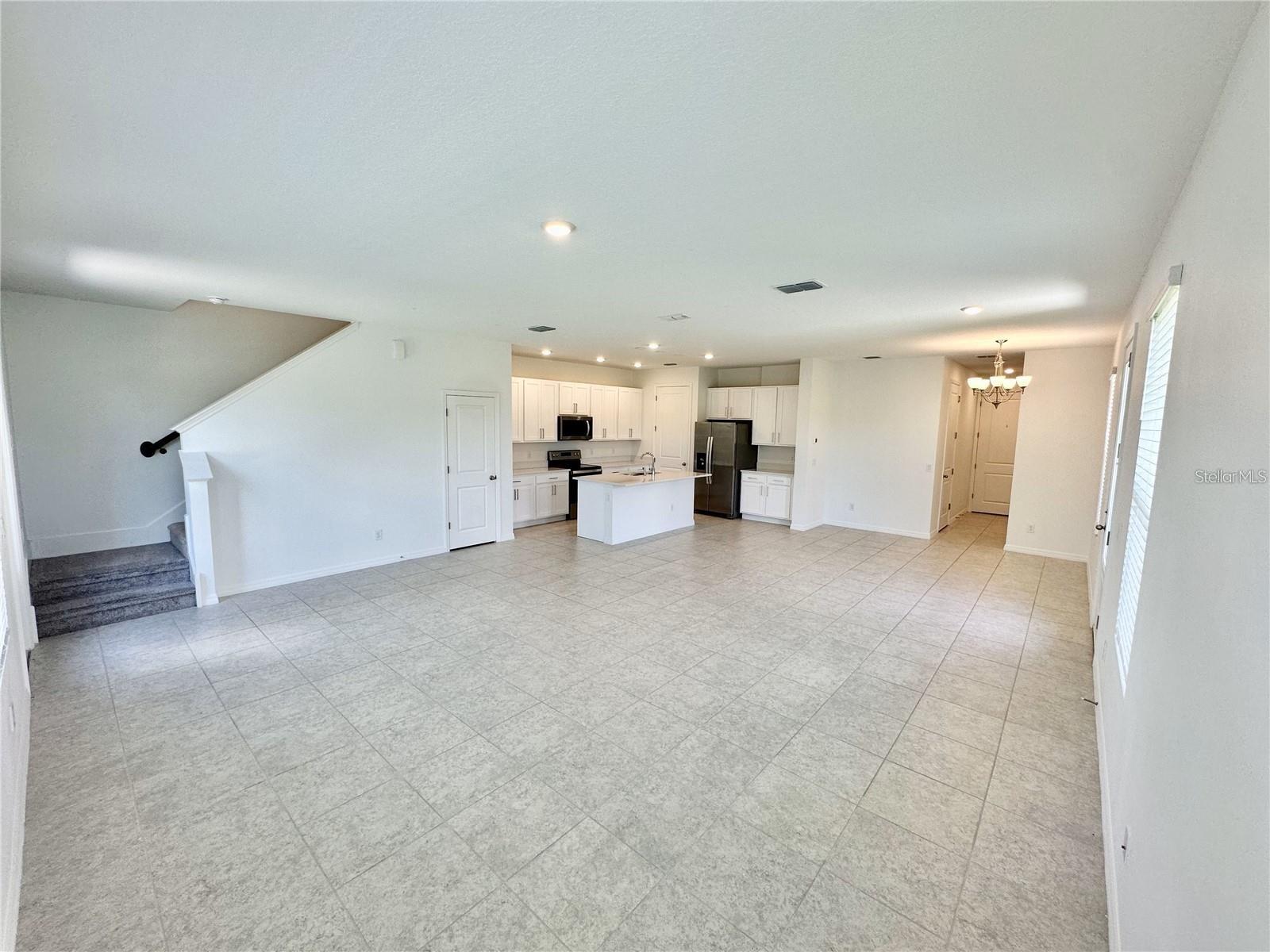 1707 Sanibel Dr Property Photo 4