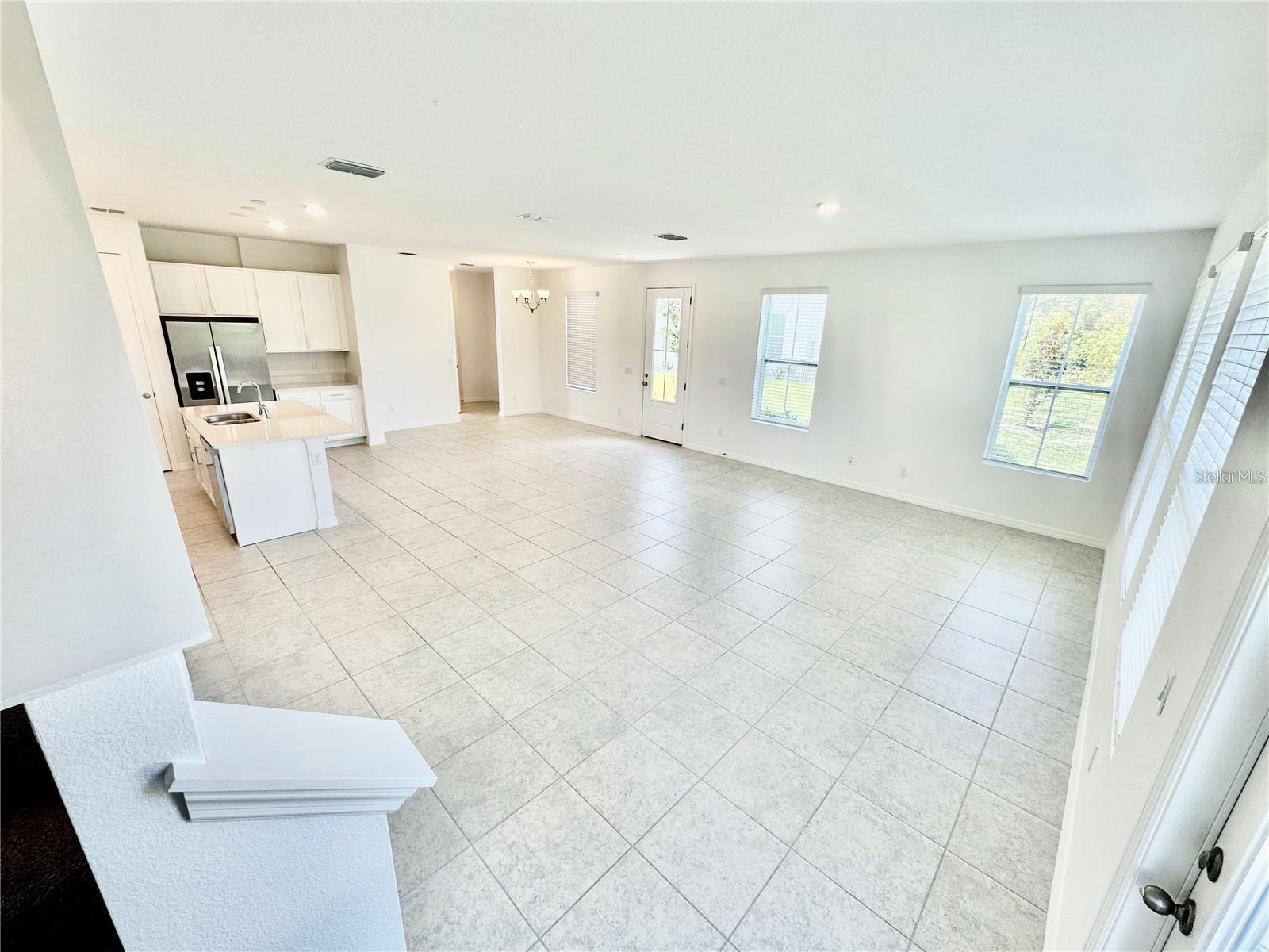 1707 Sanibel Dr Property Photo 9