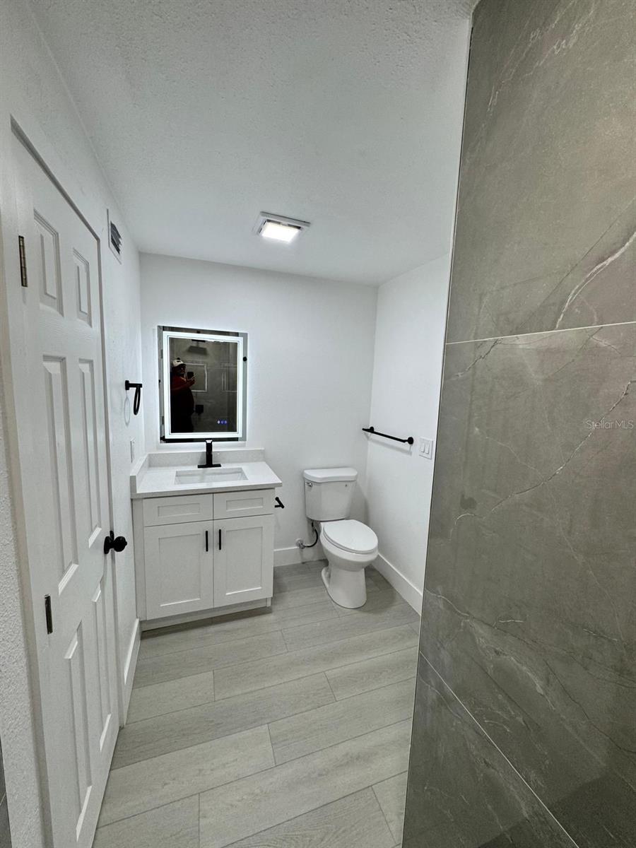 2148 Catalina Dr N Property Photo 7