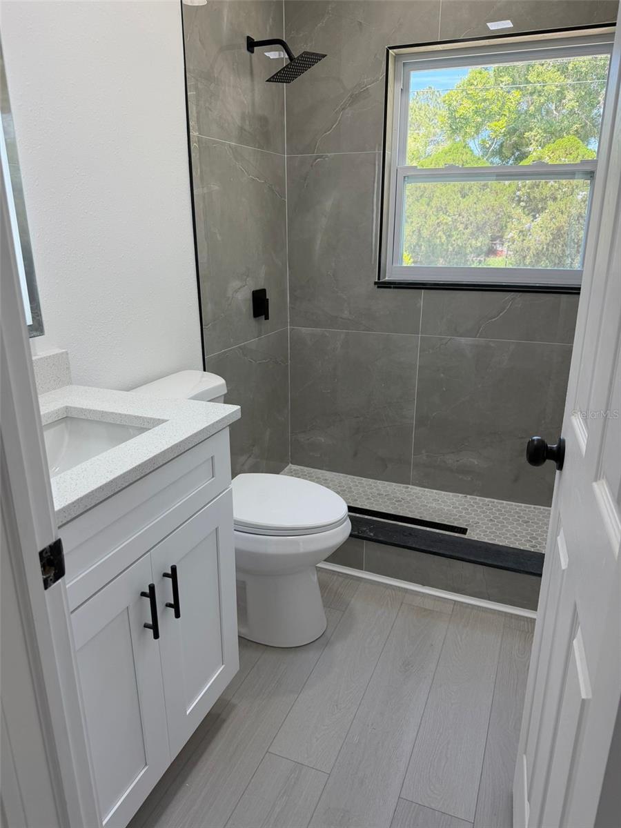 2148 Catalina Dr N Property Photo 13