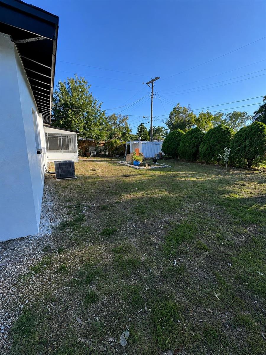 2148 Catalina Dr N Property Photo 26