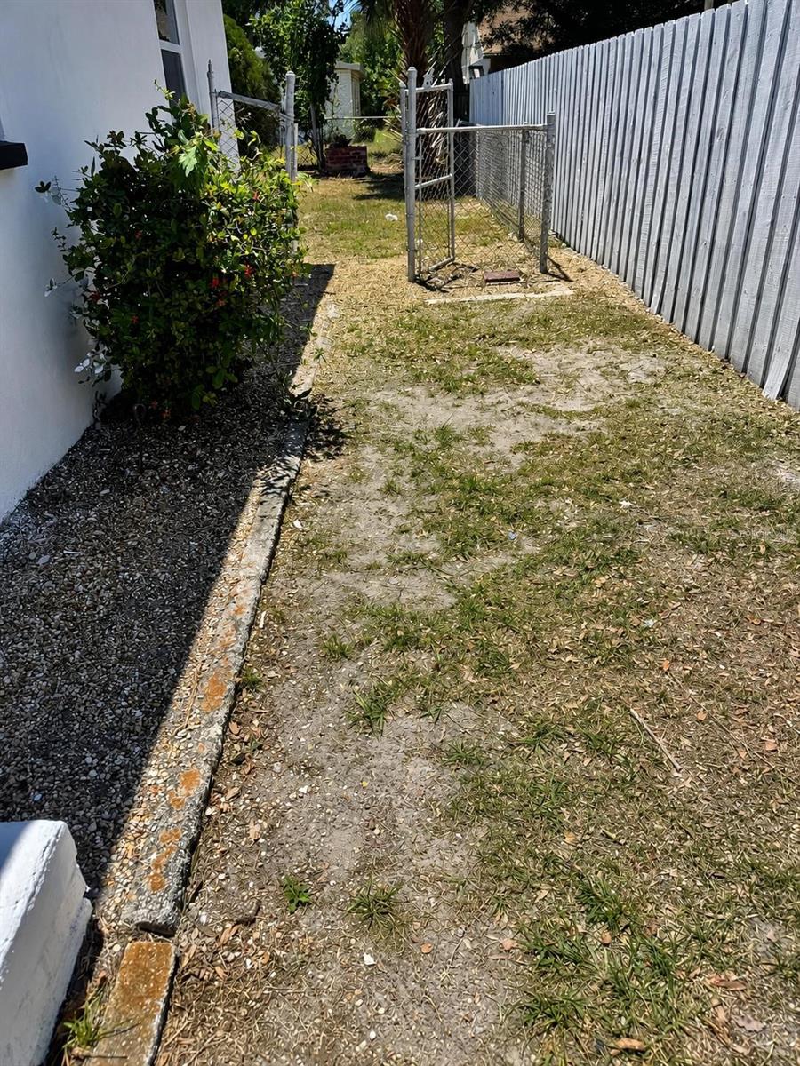 2148 Catalina Dr N Property Photo 29