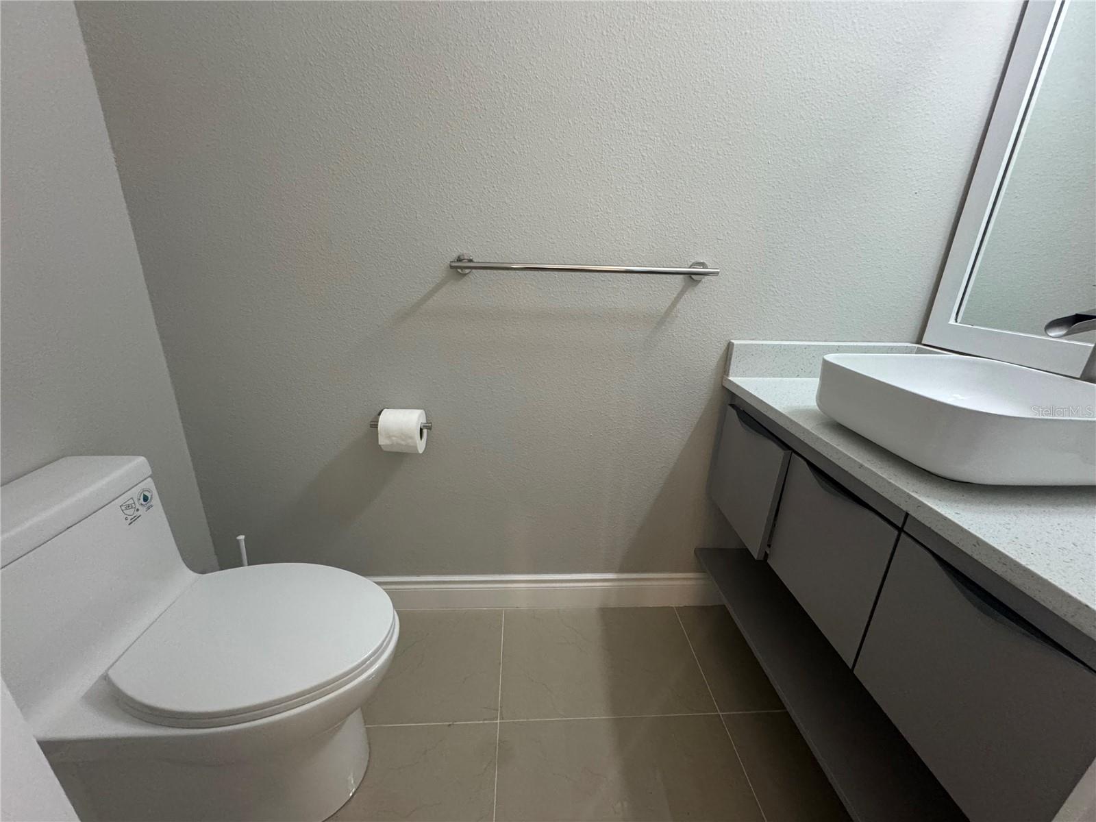 2037 Greenbriar Ter Property Photo 13