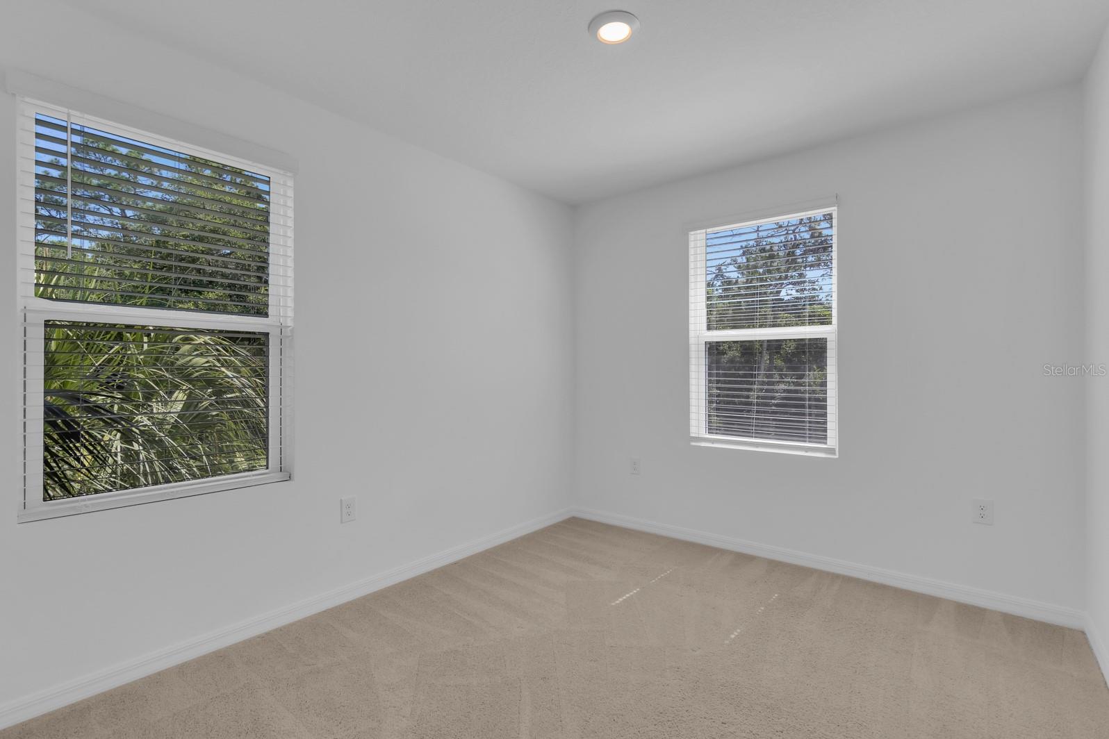 3010 Canary Ave Property Photo 11
