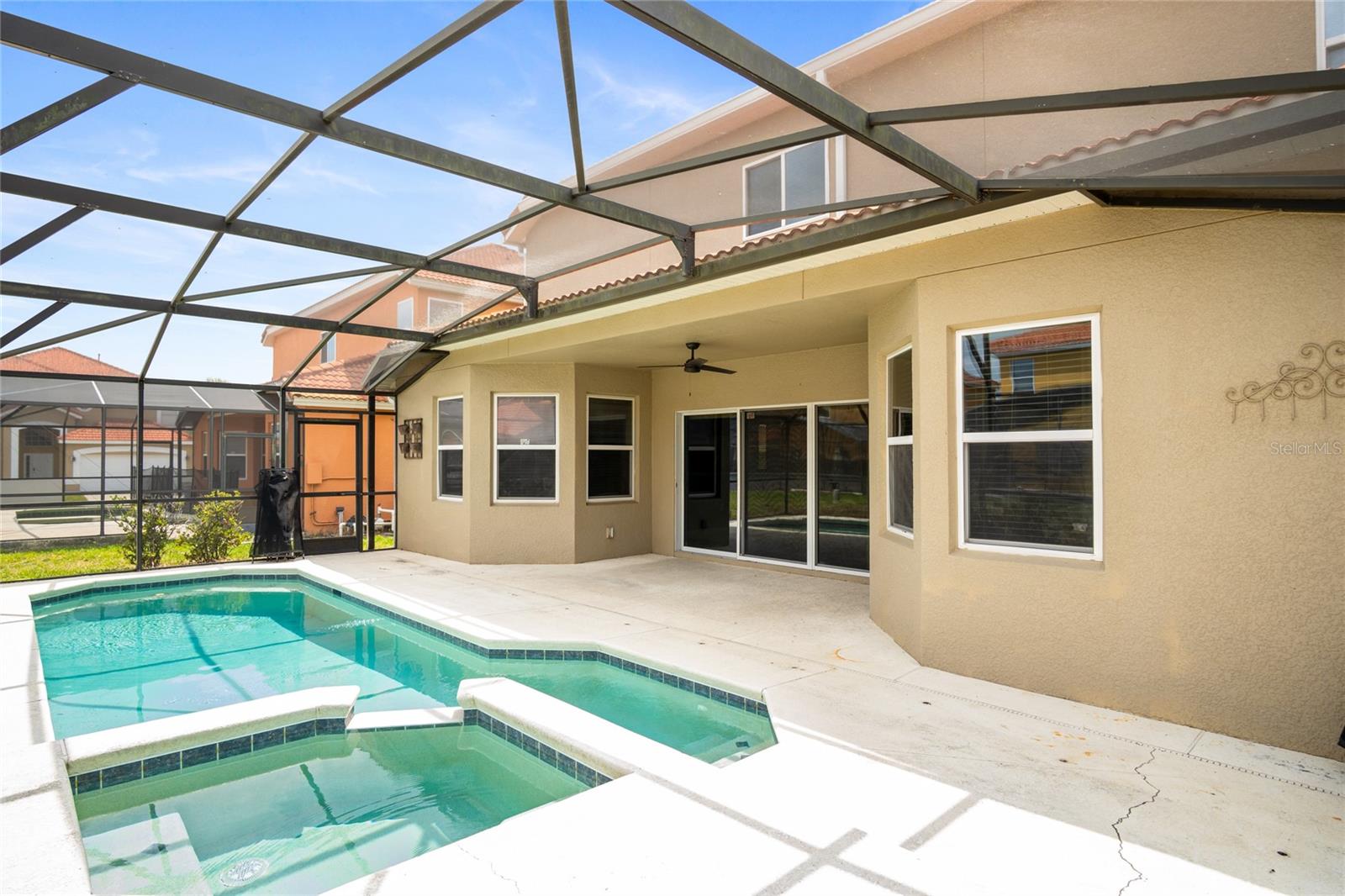 118 Miro Dr Property Photo 3