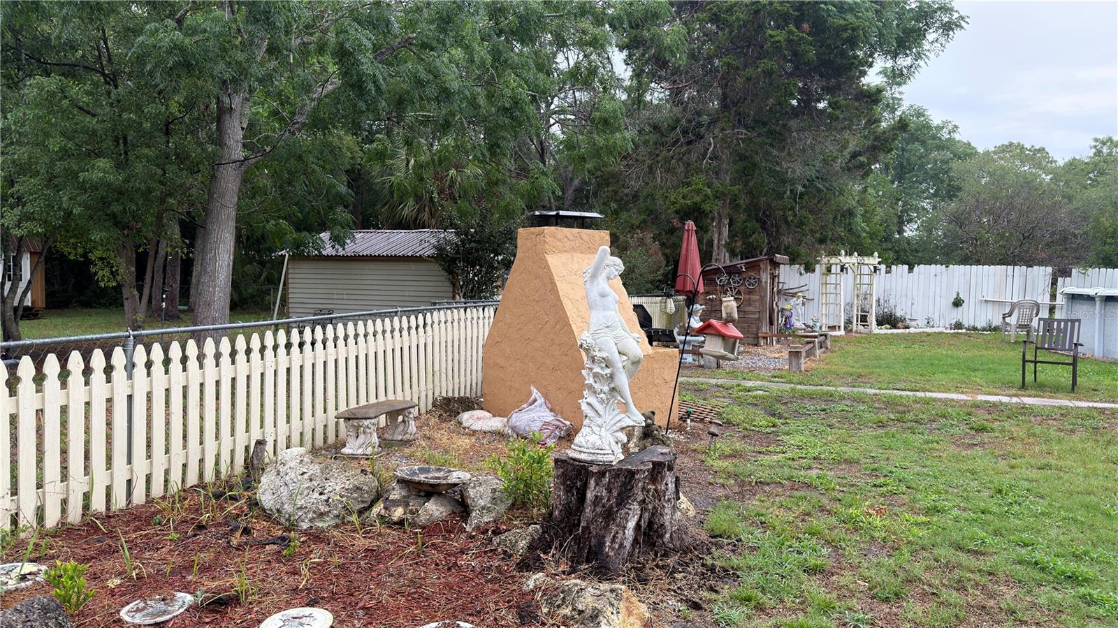 4076 S Oakhurst Dr Property Photo 8