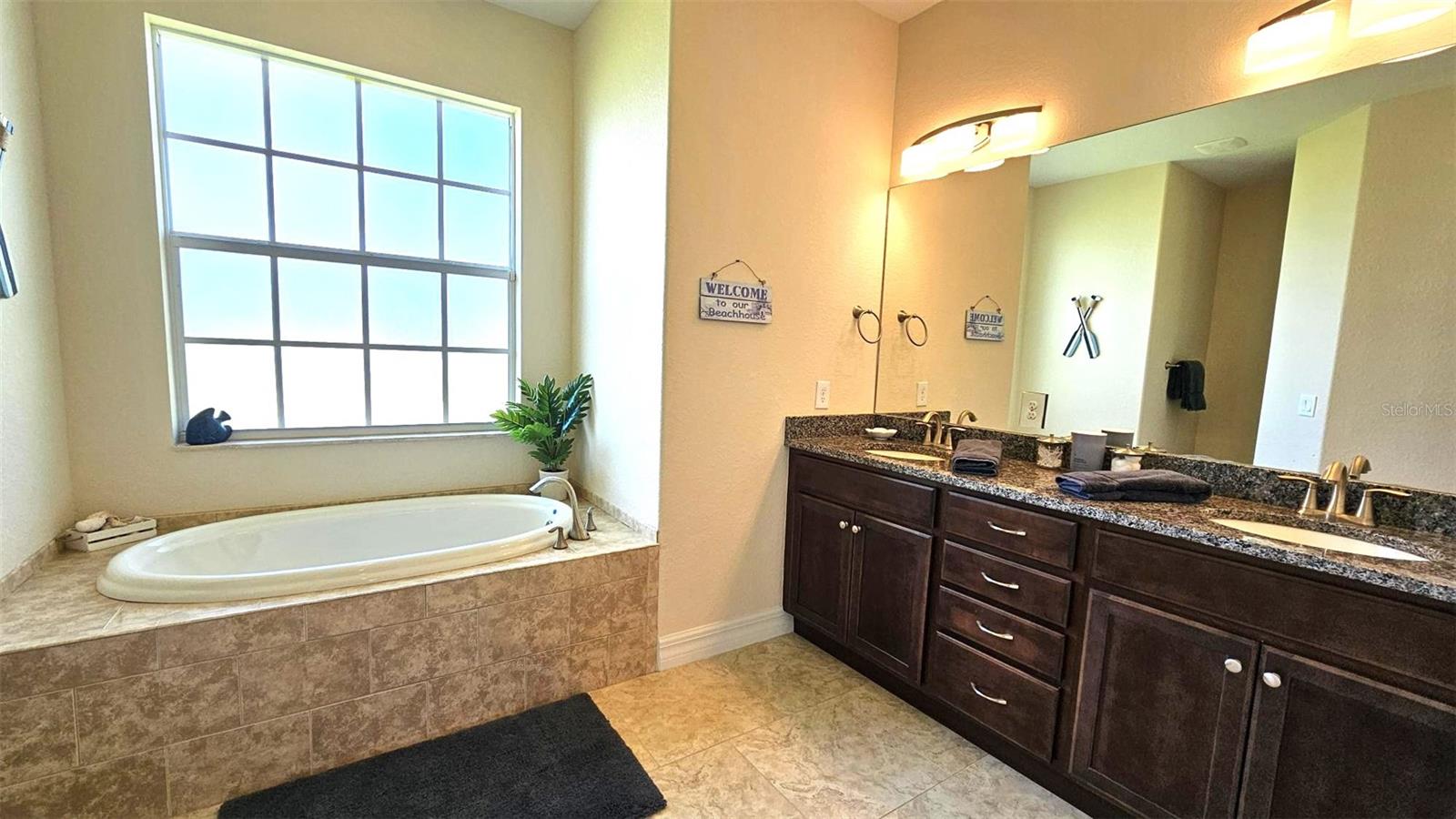 15506 Meacham Cir Property Photo 46
