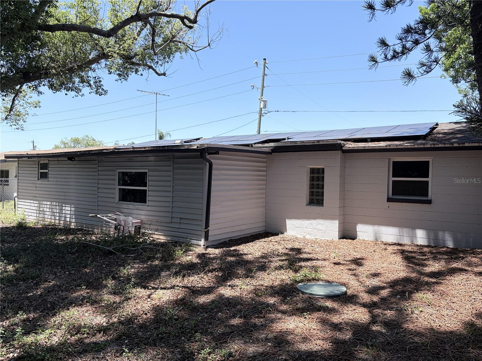 3818 Moog Rd Property Photo 4