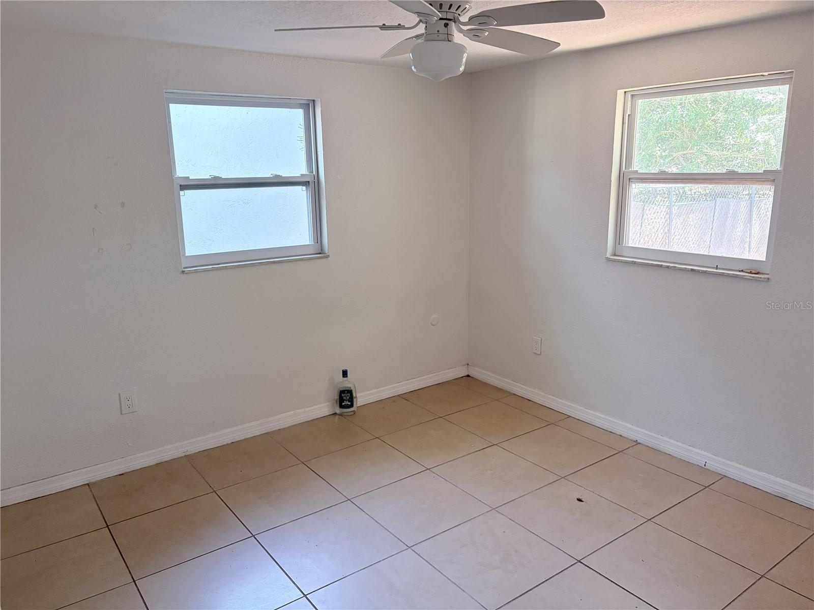 3818 Moog Rd Property Photo 11