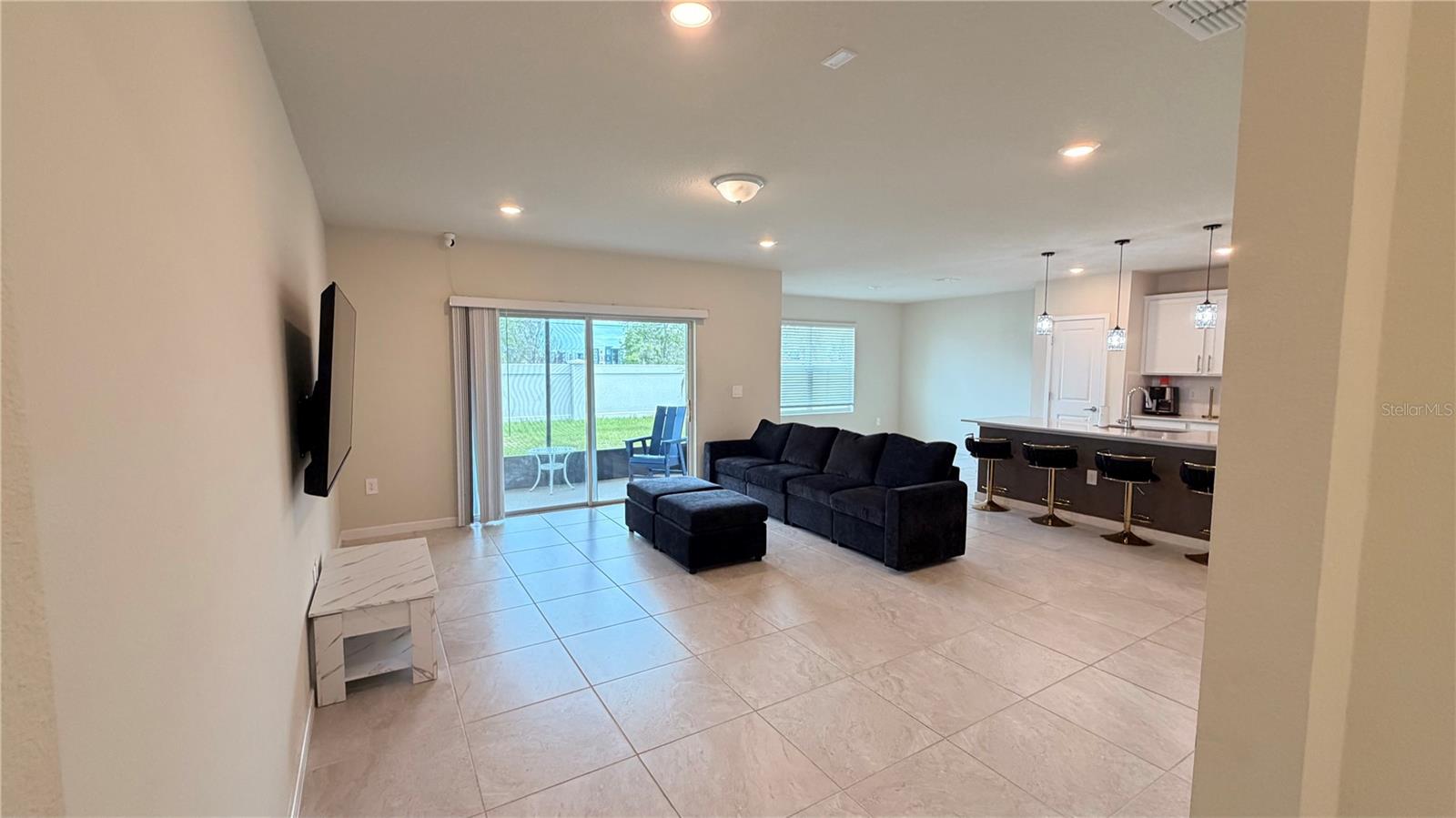 S5149843 Property Photo 3