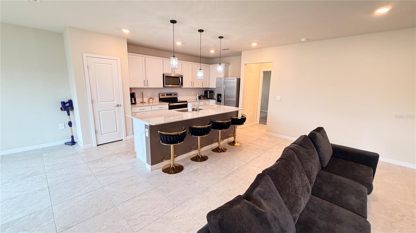 S5149843 Property Photo 33