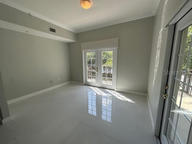 917 Waterside Ln #203 Property Photo 5