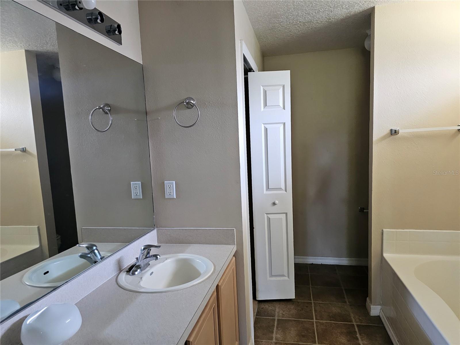 7 Haddock Way Property Photo 39