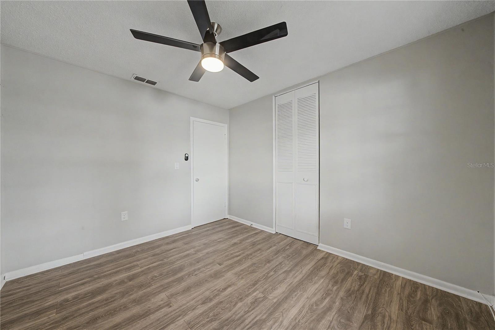 4717 Howard St Property Photo 27