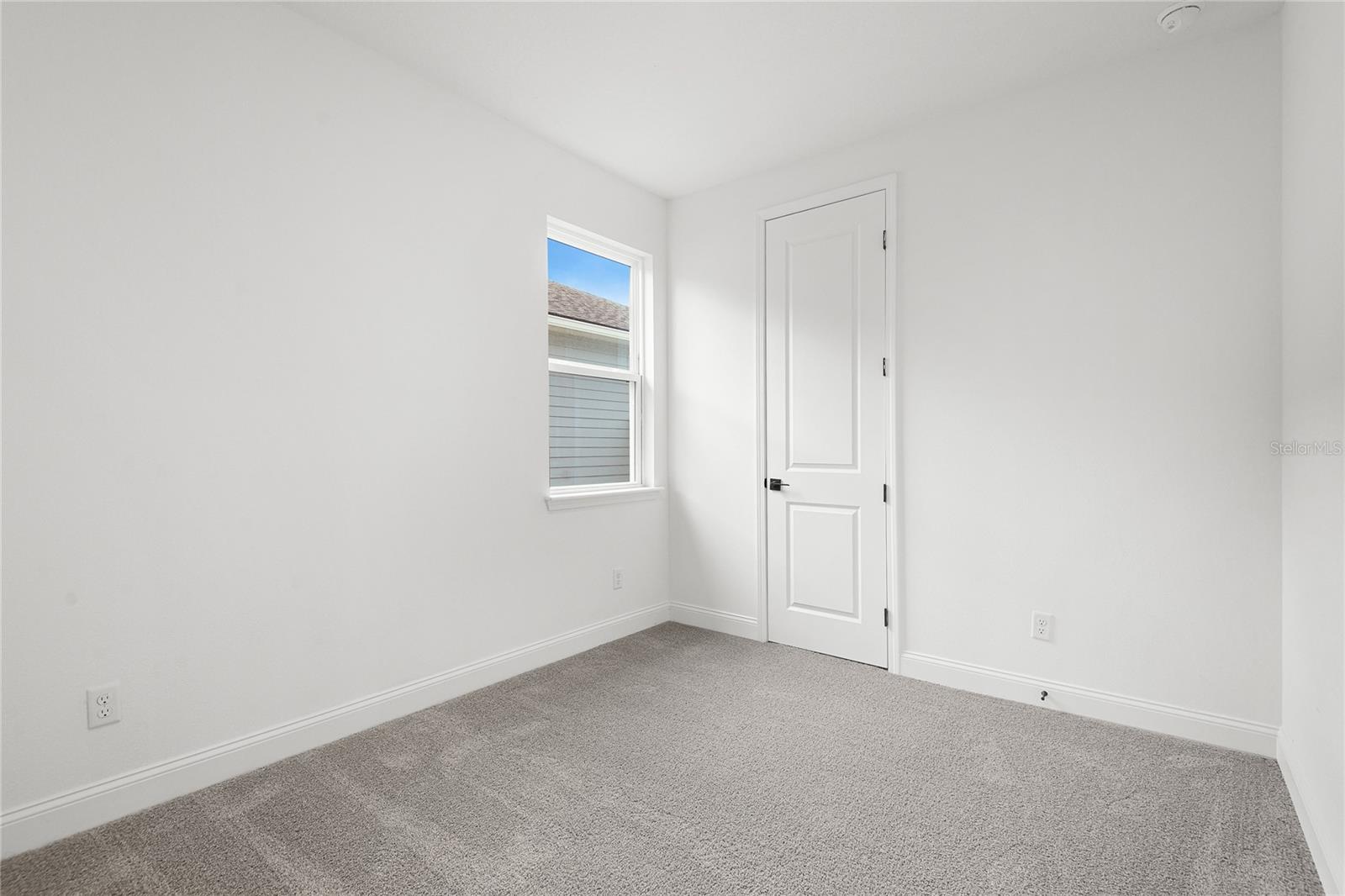204 Enclave Ave Property Photo 5