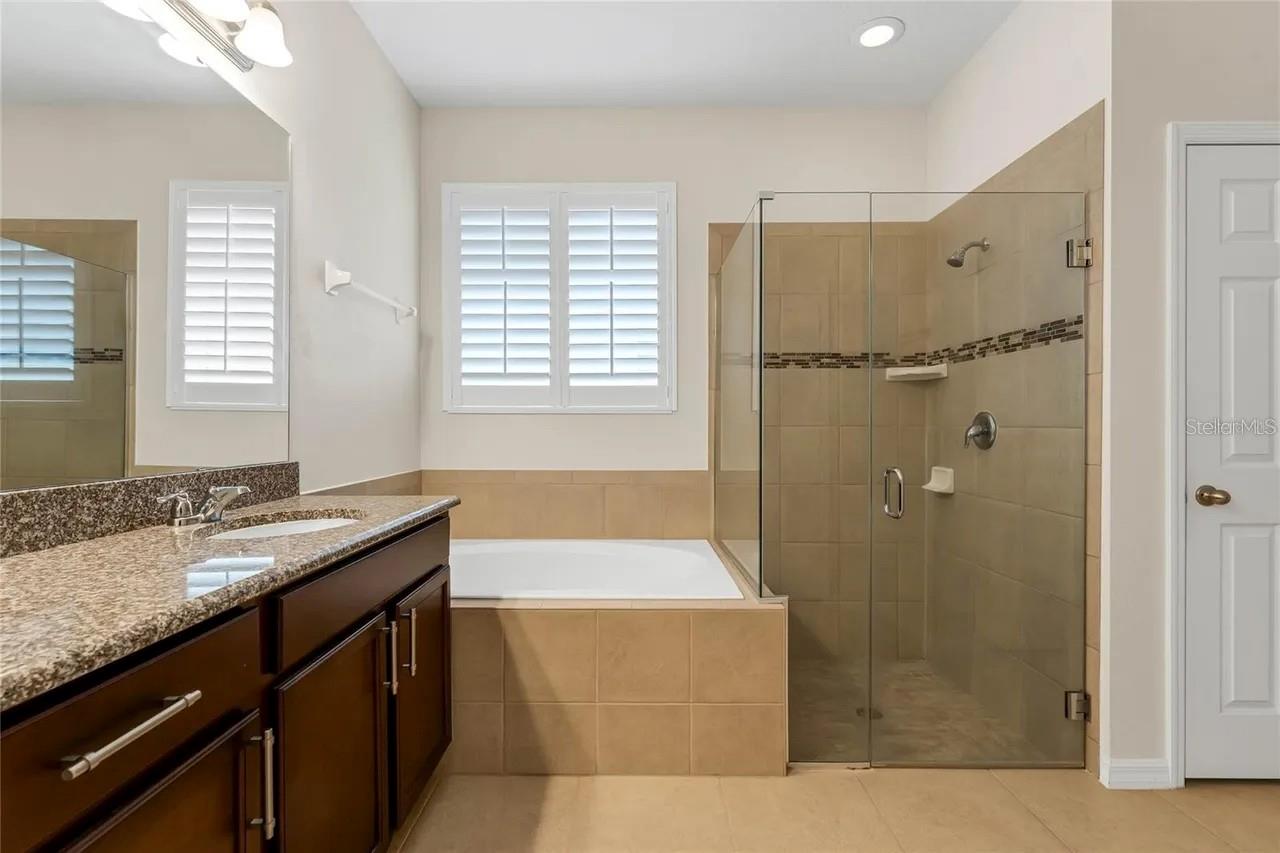 12201 Sawgrass Reserve Blvd Property Photo 9