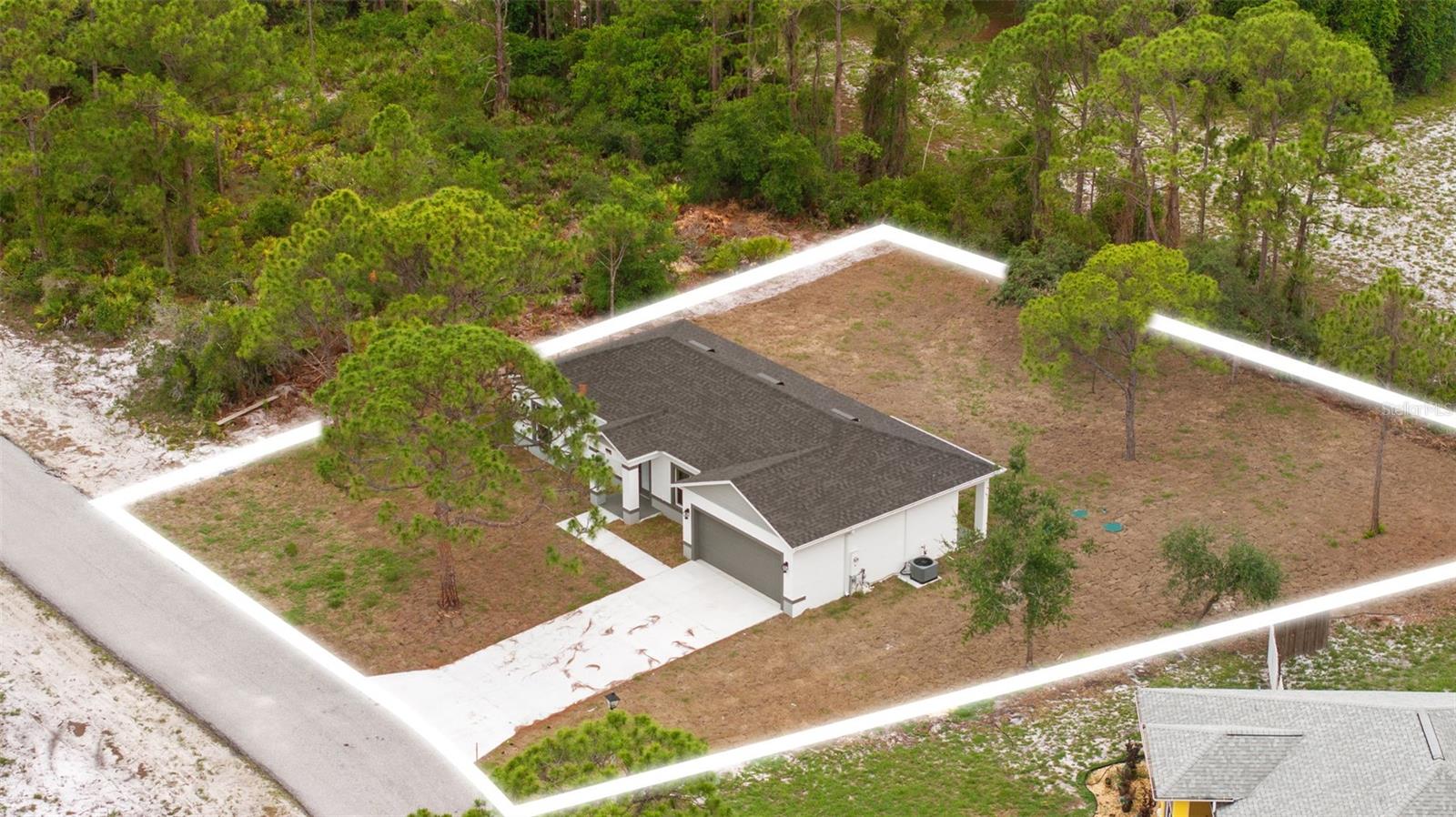 108 Oxbow Dr Property Photo 3