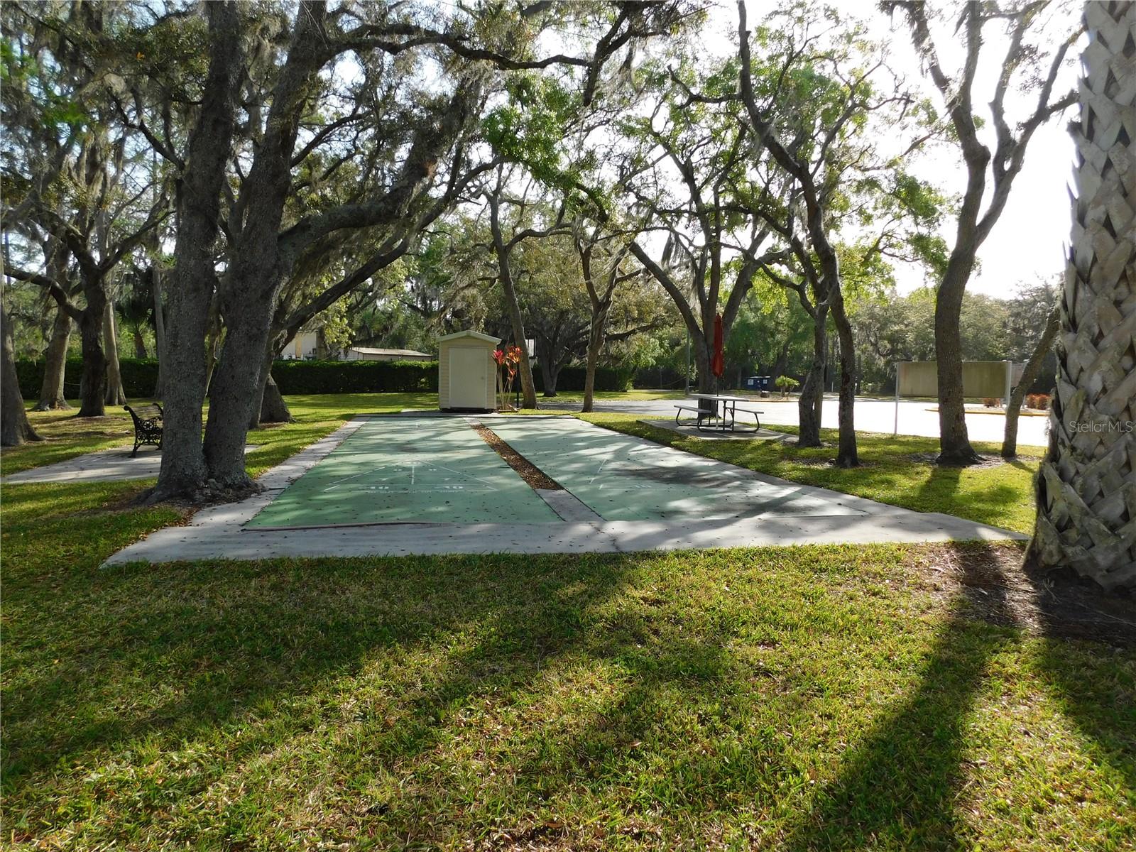 1310 Pine Island Dr N Property Photo 17