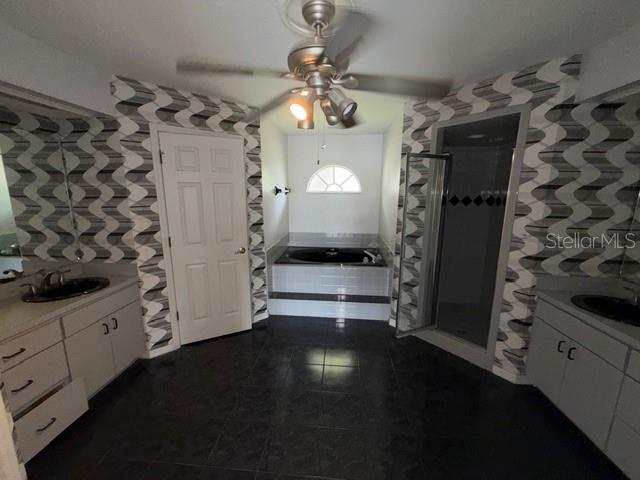 1235 Odoniel Loop S Property Photo 8