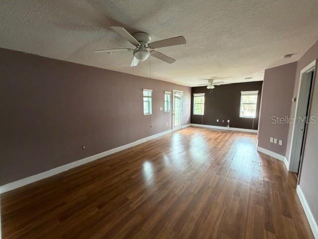 1235 Odoniel Loop S Property Photo 10