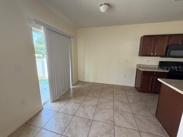 117 Tanager St Property Photo 3