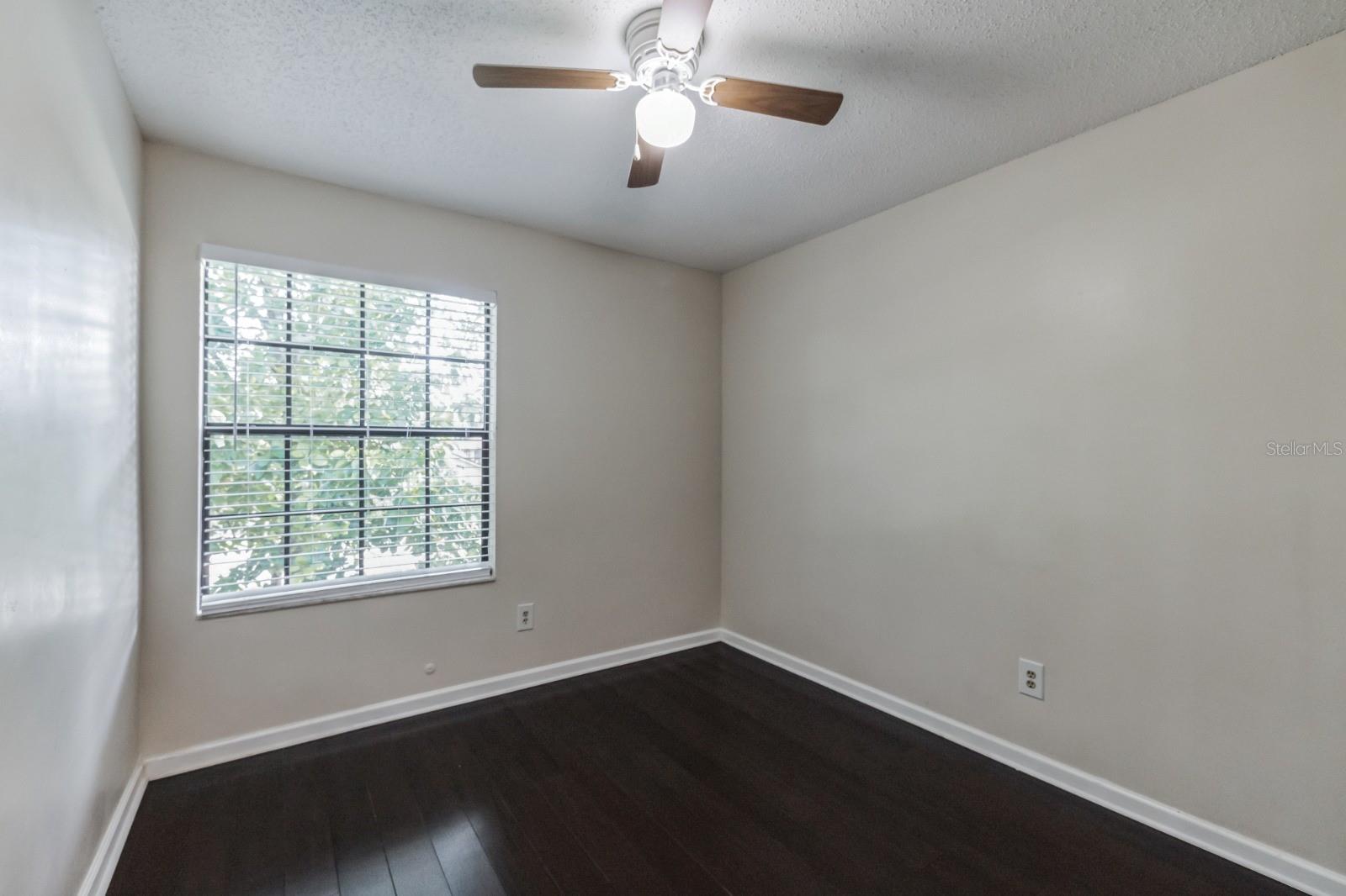 2748 Candlewood Ct Property Photo 6