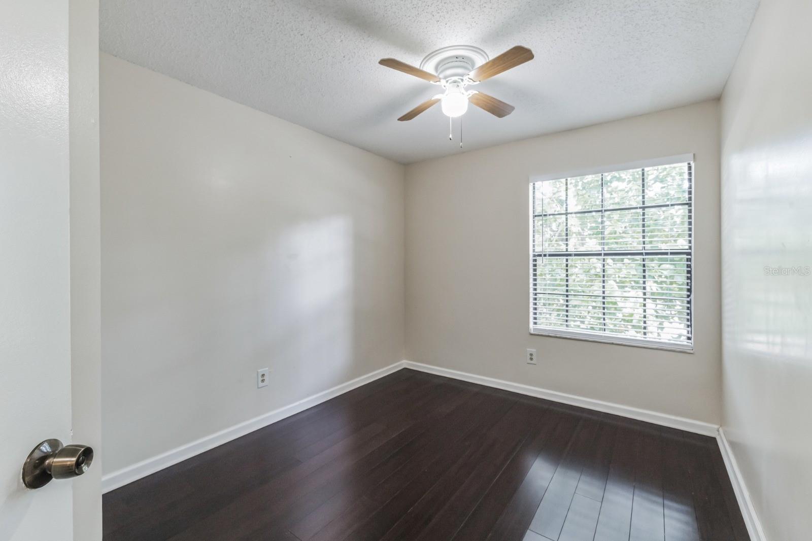 2748 Candlewood Ct Property Photo 7