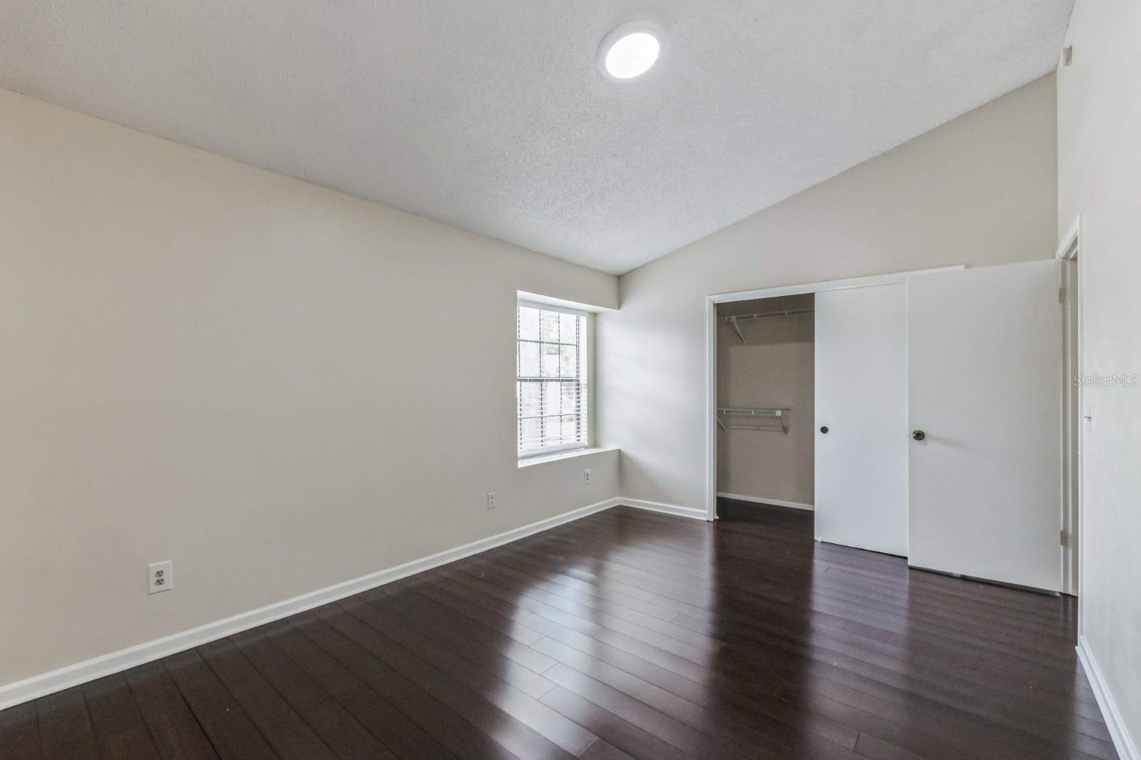 2748 Candlewood Ct Property Photo 9