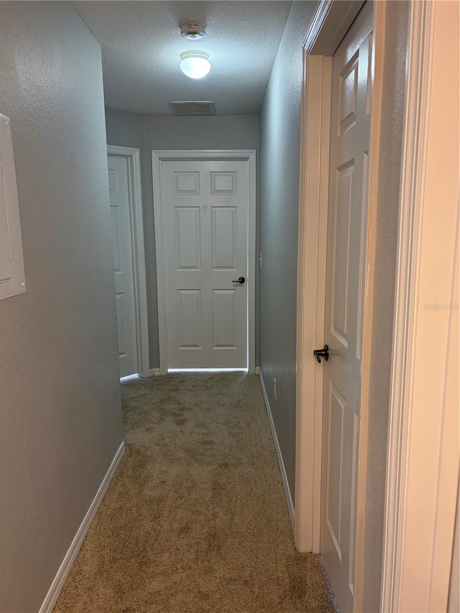 2610 Lodi Cir #102 Property Photo 3