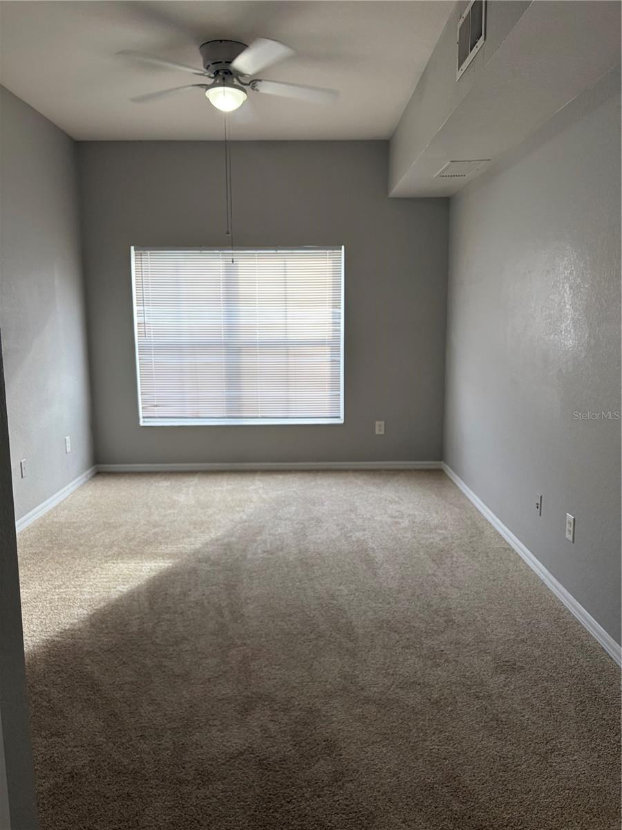 2610 Lodi Cir #102 Property Photo 9