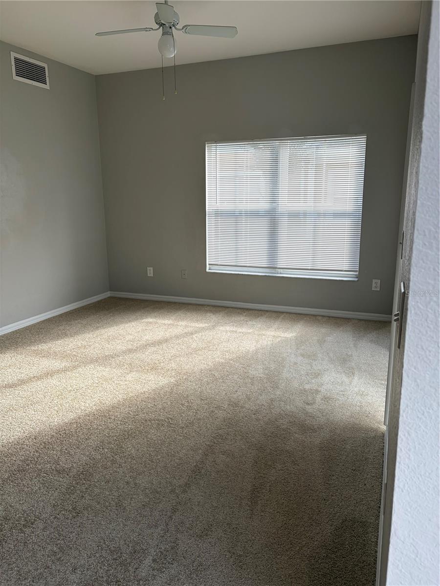 2610 Lodi Cir #102 Property Photo 14