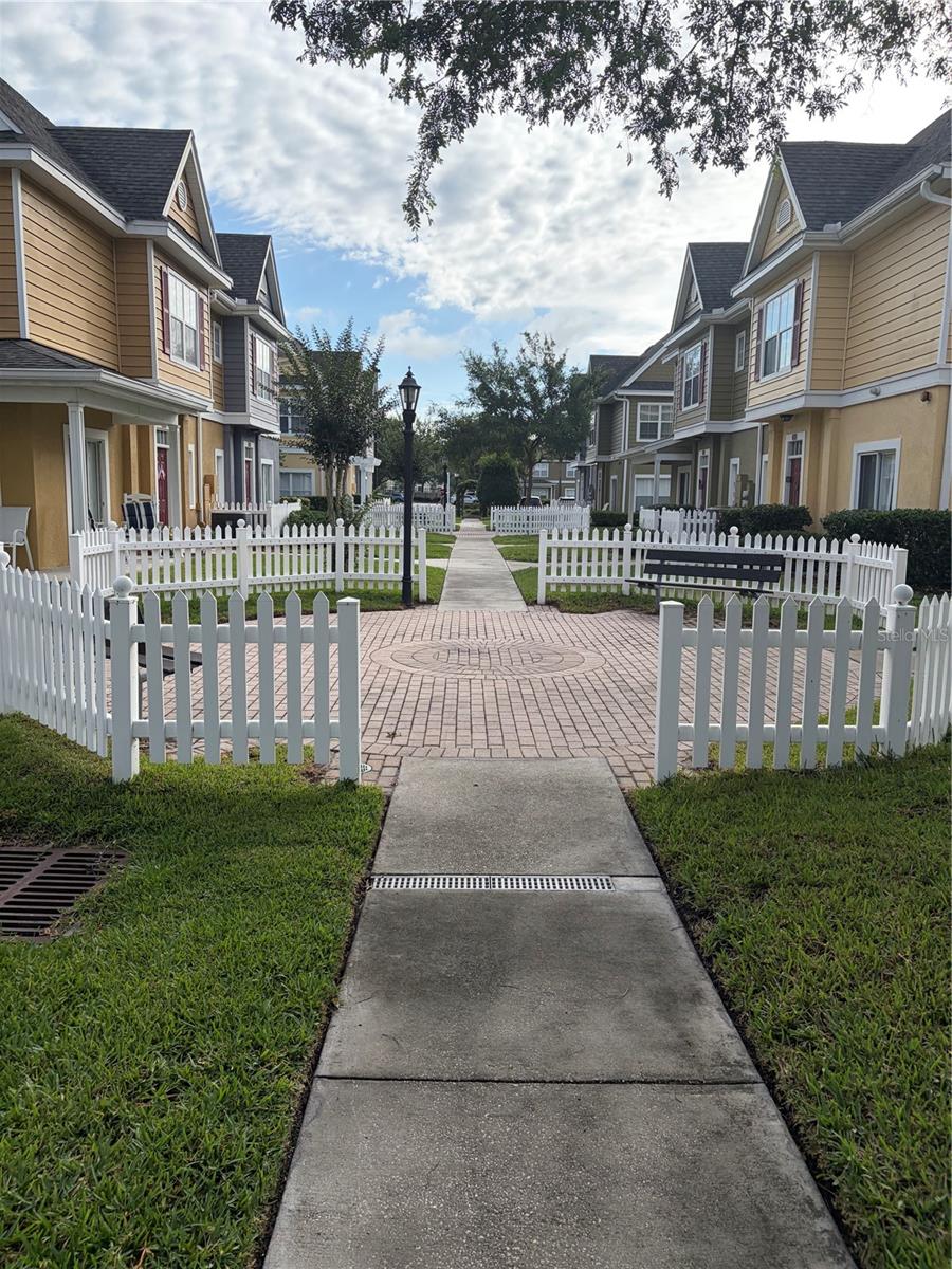 2610 Lodi Cir #102 Property Photo 16