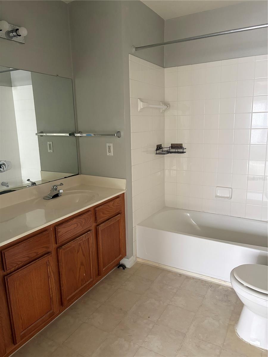2610 Lodi Cir #102 Property Photo 19
