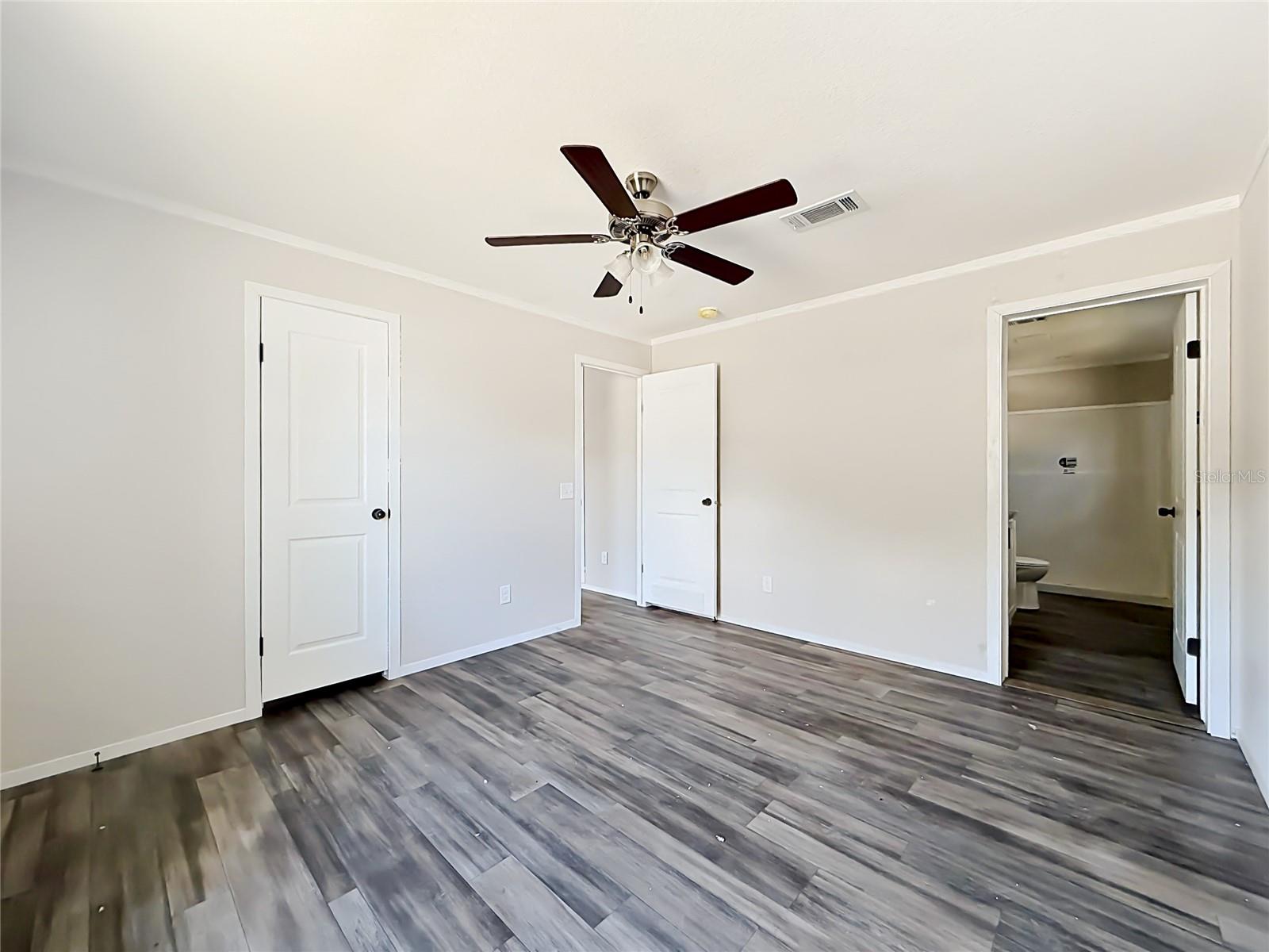 8002 Mobilaire Dr Property Photo 37