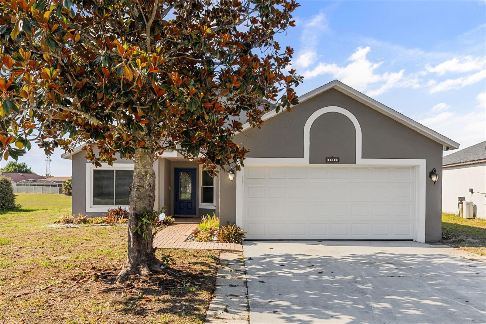 1746 Westminster Trl Property Photo 1