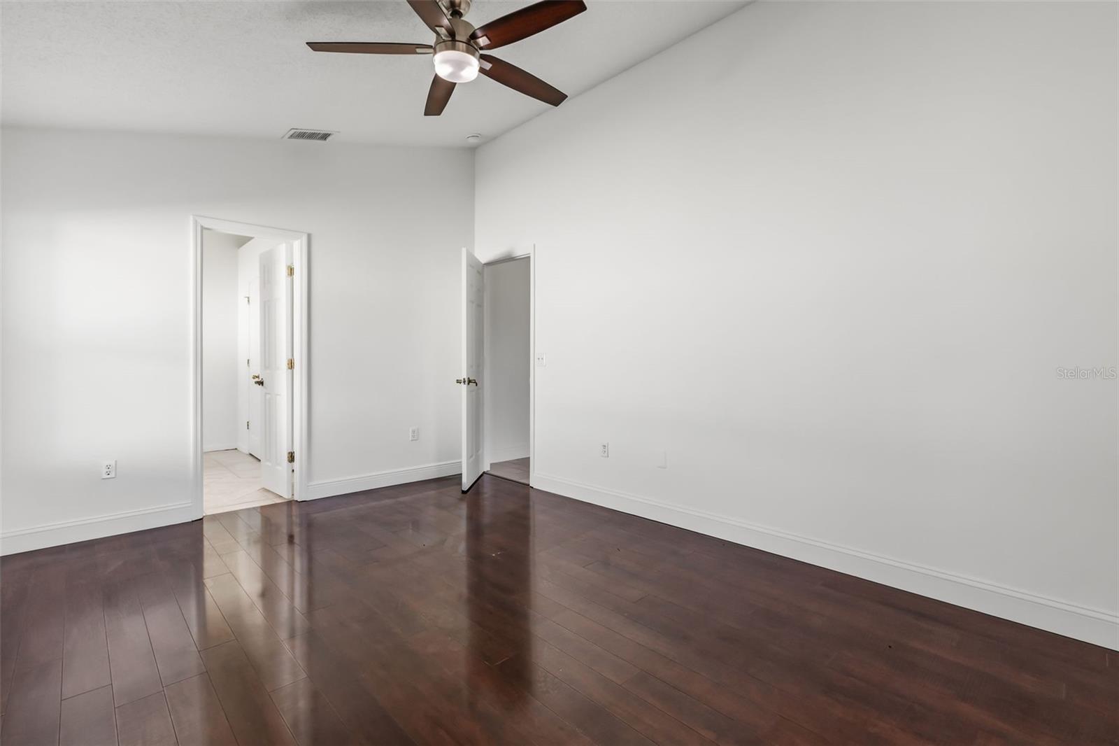 1746 Westminster Trl Property Photo 12