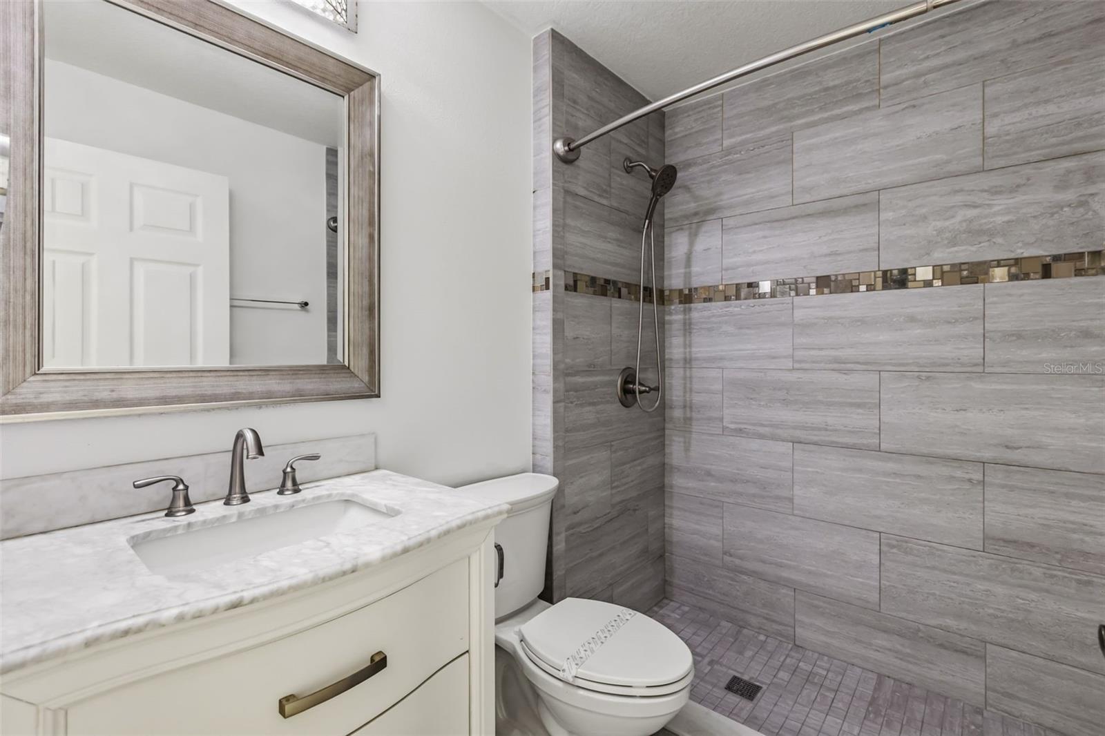 1746 Westminster Trl Property Photo 18