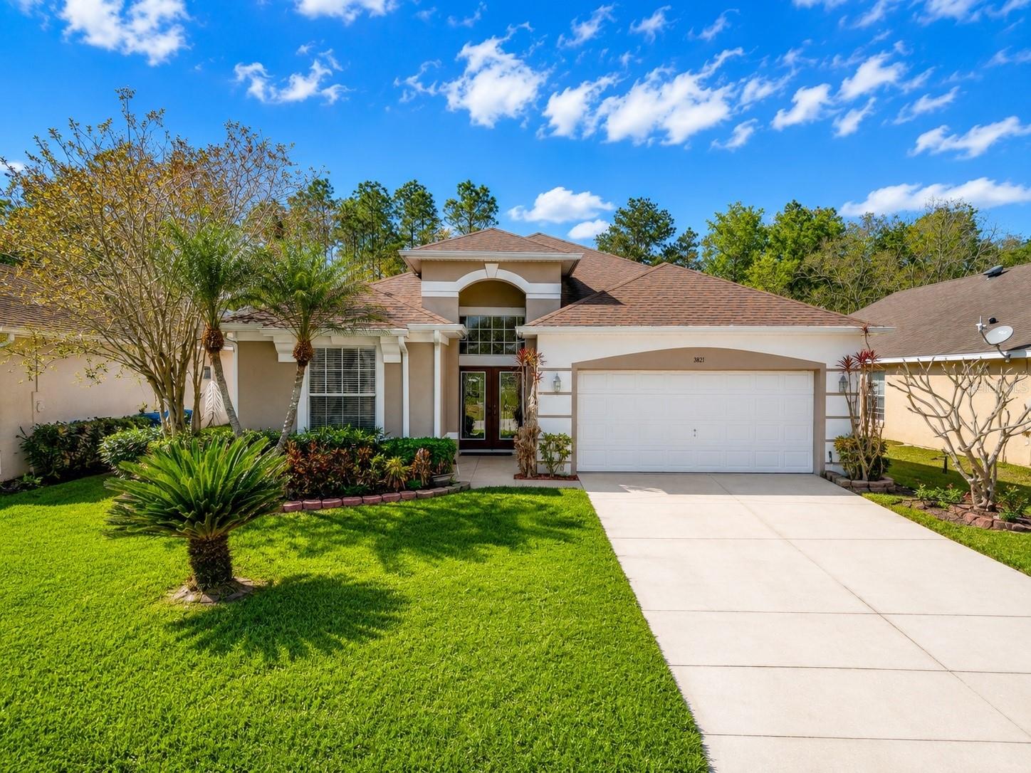 3181 STONEHURST CIR