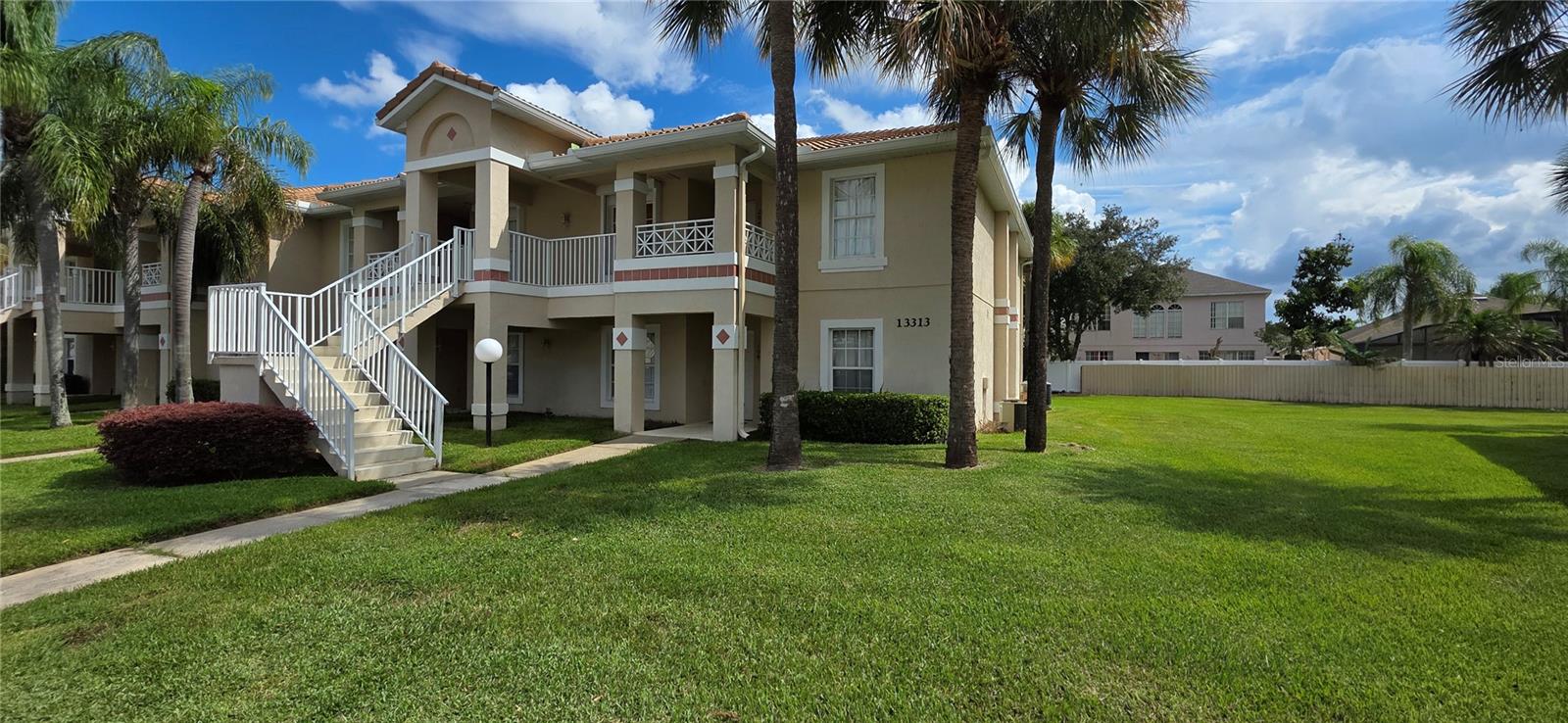 13313 Fairway Glen Dr #104 Property Photo 2
