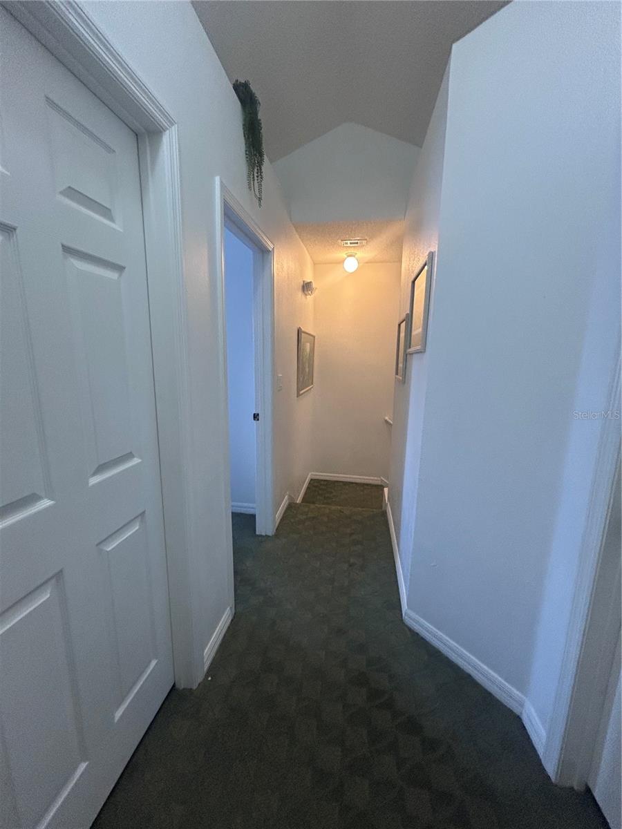1064 Park Ridge Cir Property Photo 21