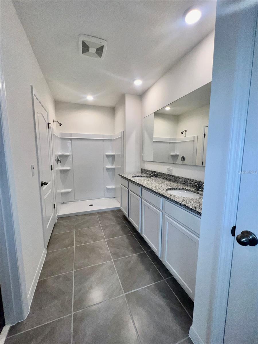 7086 Cattle Egret Dr Property Photo 4