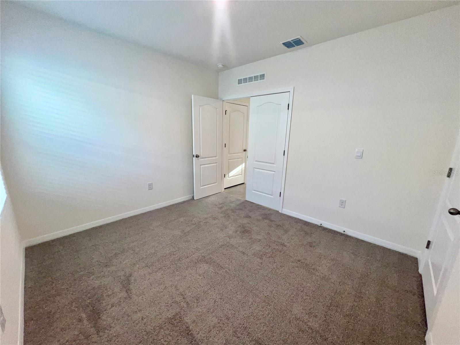 7086 Cattle Egret Dr Property Photo 7