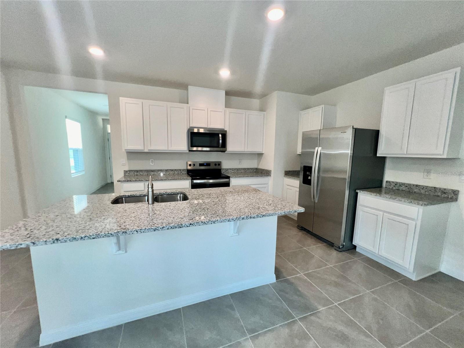 7086 Cattle Egret Dr Property Photo 9