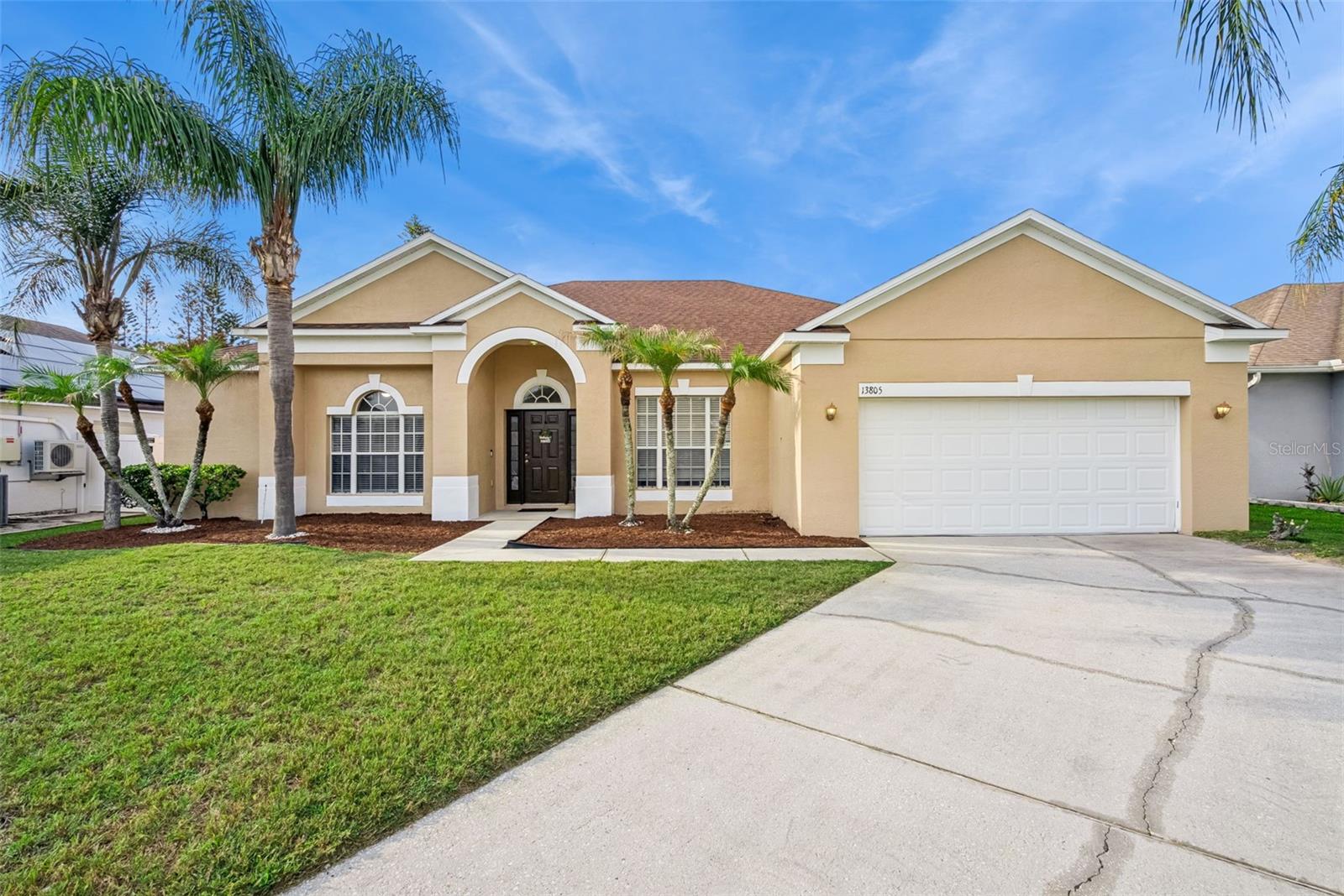 13805 Eagles Glen Ct Property Photo 1