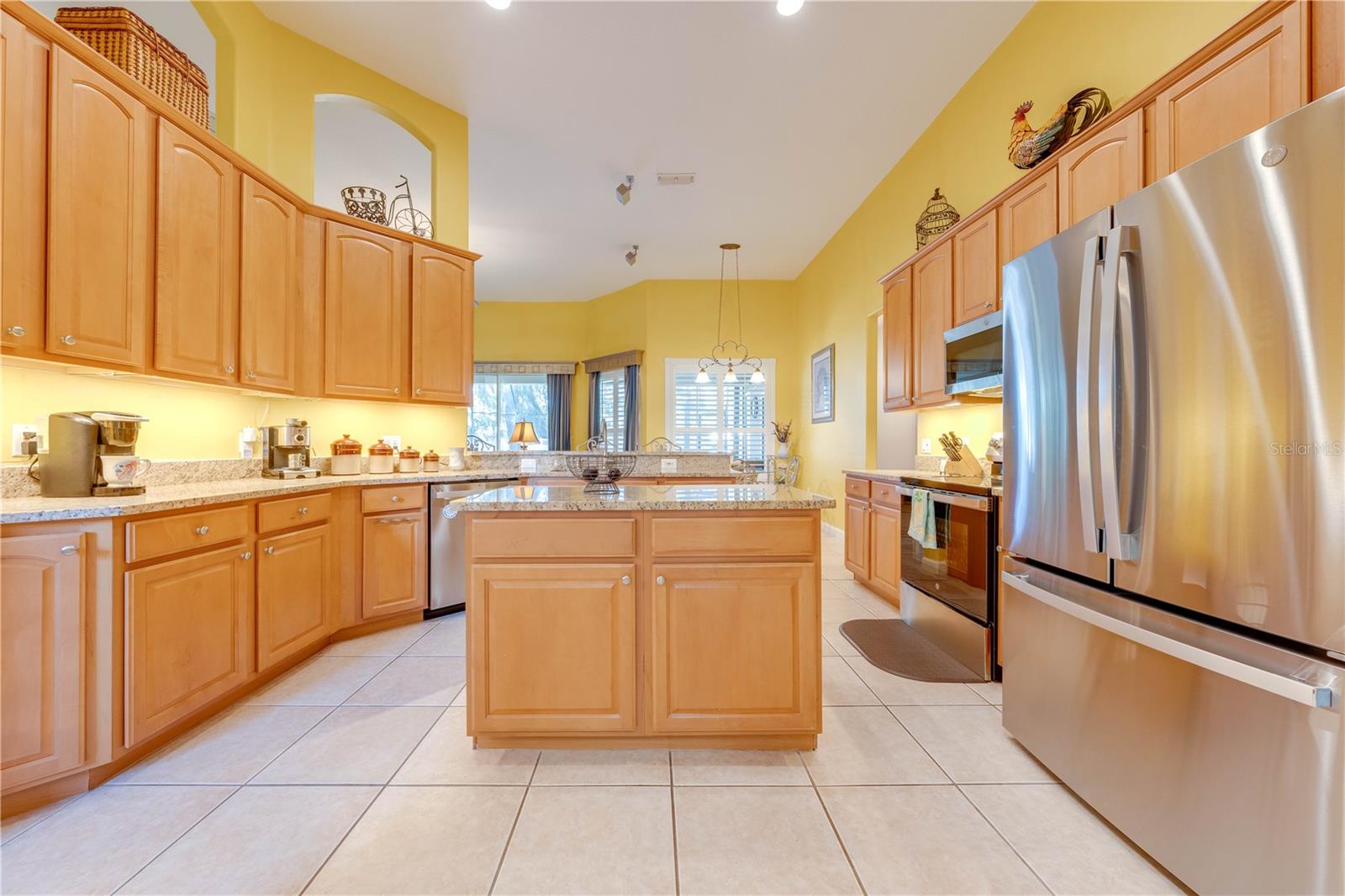 1648 Marina Lake Dr Property Photo 14