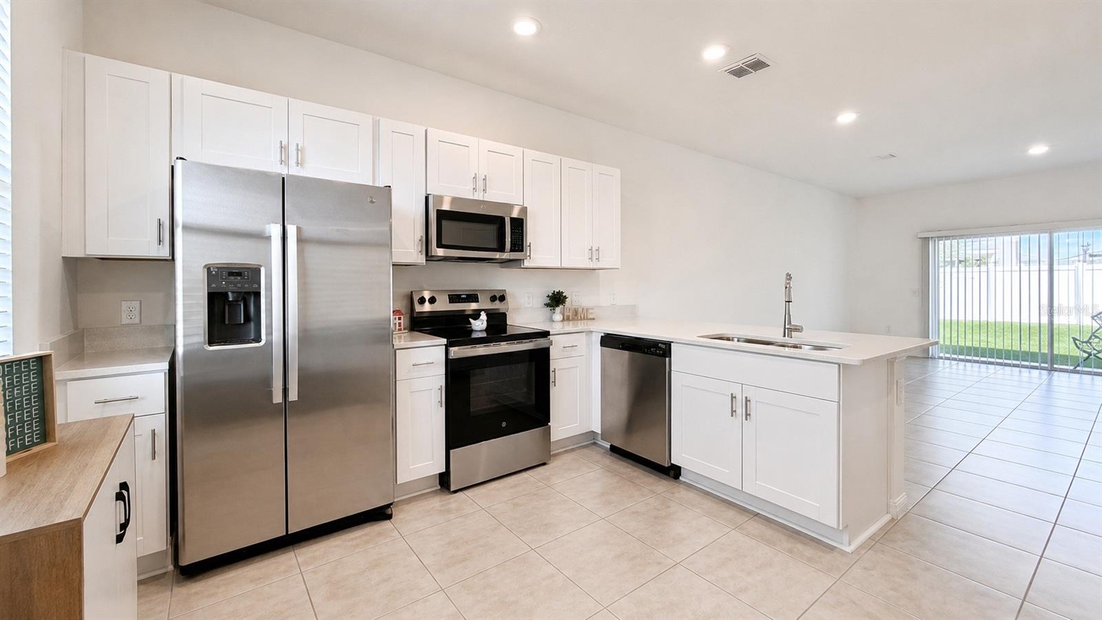 3244 Skyline Loop Property Photo 2